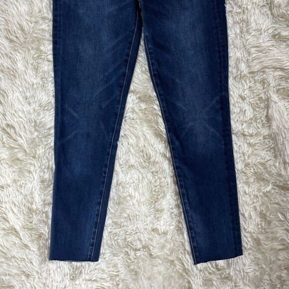 EUC American Eagle 360 Next Level Stretch Super High Rise Jegging size 2 Short - Picture 2 of 11